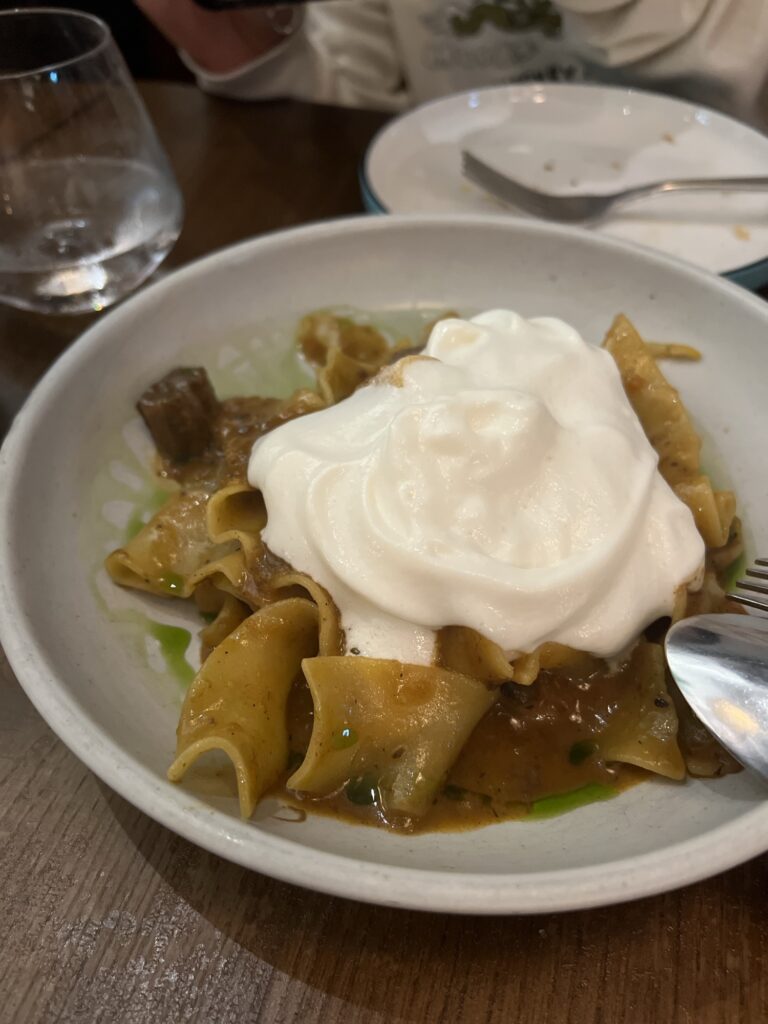 Veal Shin handmade Pappardelle 慢煮牛肉手製闊條麵